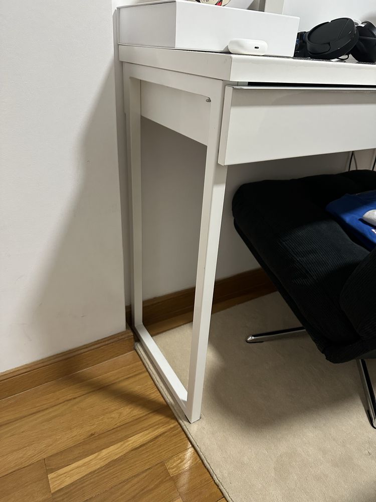 Secretaria ikea como nova