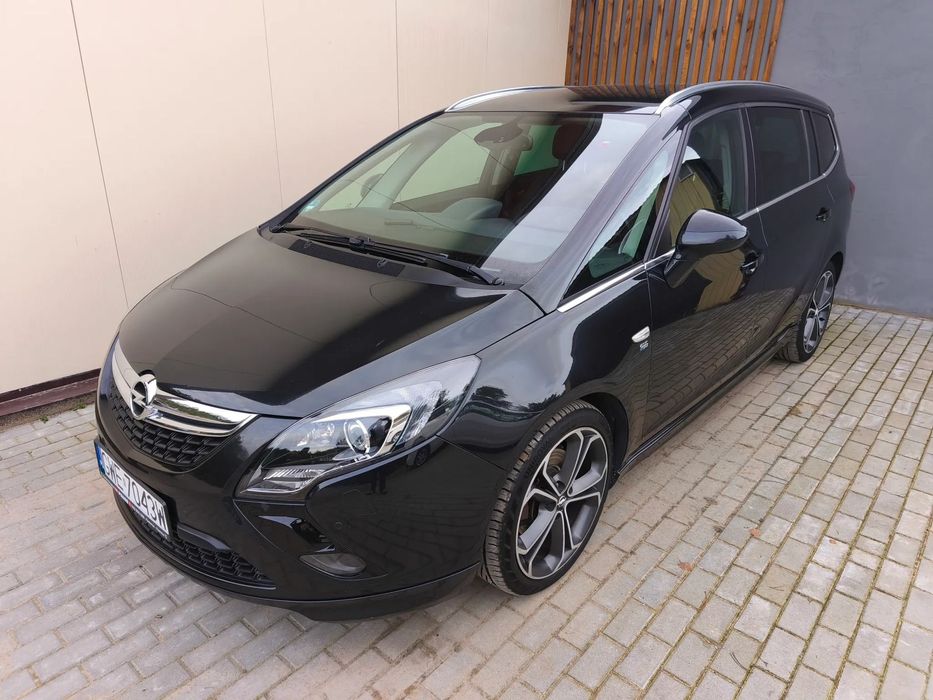 Opel Zafira Świeżo sprowadzony/ Bezwypadkowy cały oryginalny/ OPC/ 7 osób/ Po serw