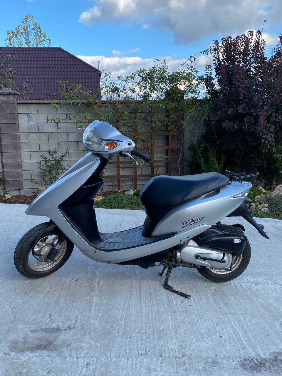 Скутер Honda Dio AF62/68