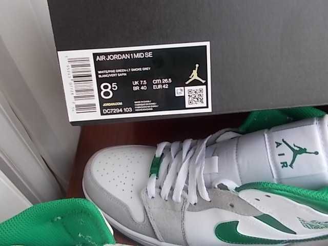 (r. Eur 42) Nike JORDAN 1 Mid SE Grey Green DC7294,-103