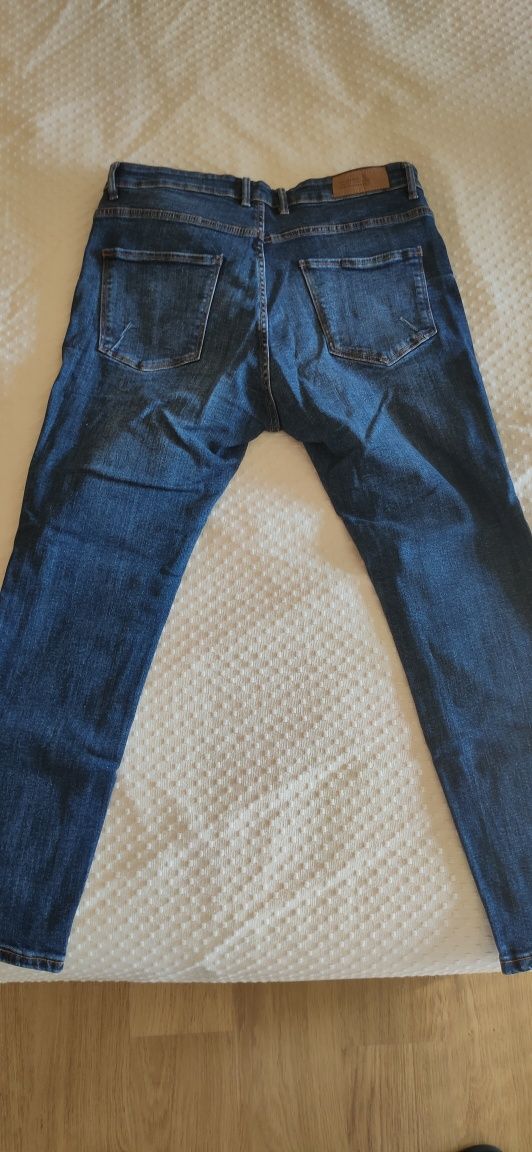 Calças de ganga escura Pull & Bear