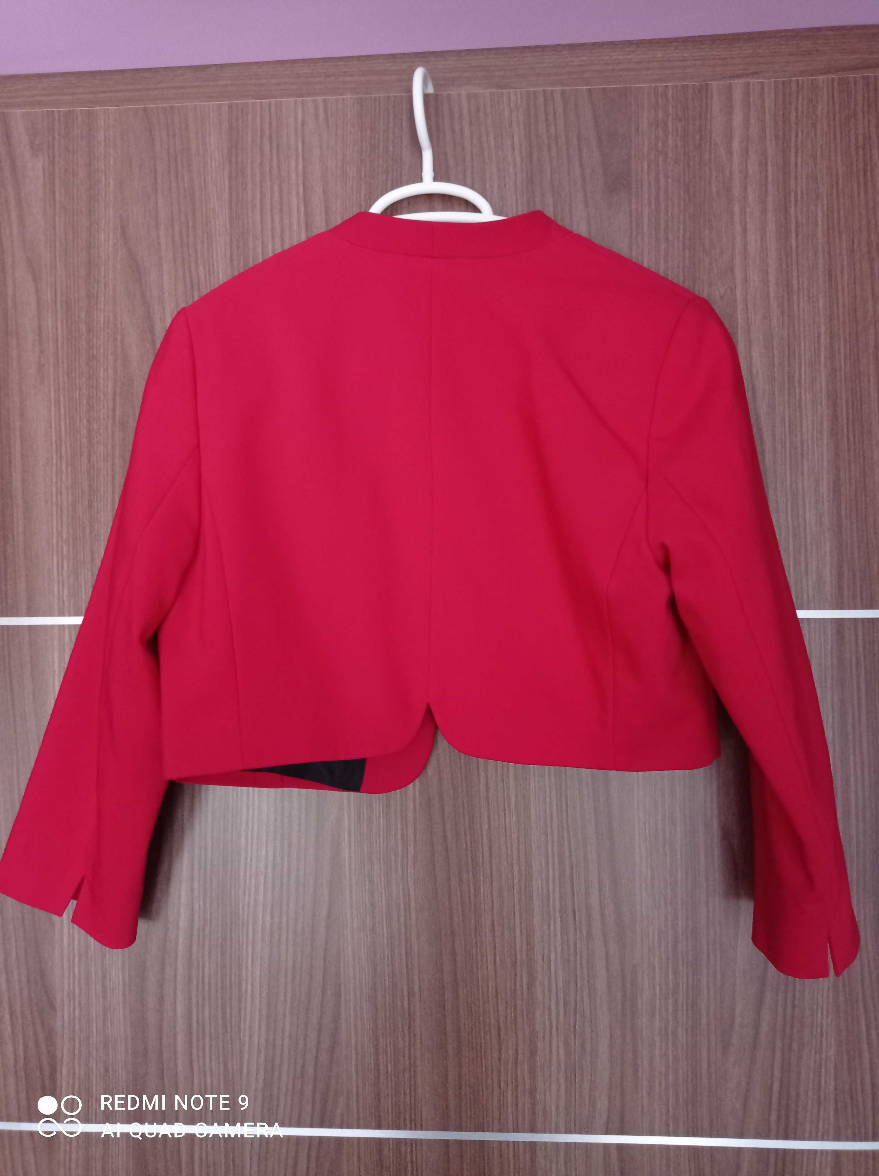 Nowe czerwone bolerko, rozmiar 38