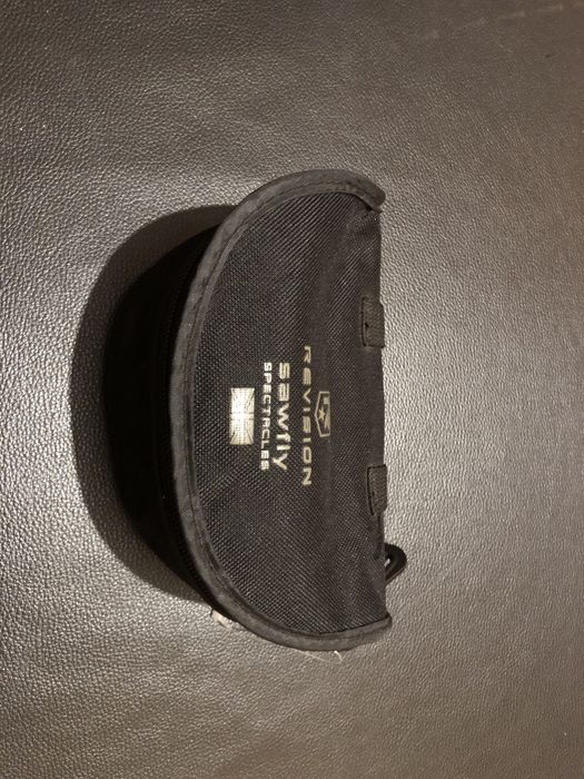 Etui do wojskowych okularów balistycznych, taktycznych Revision Sawfly