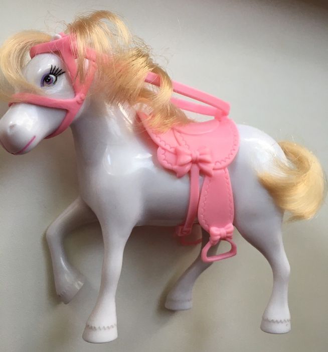 Лошадь лошадка Барби Barbie Mattel с упряжкой steffi evi horse 

лошад