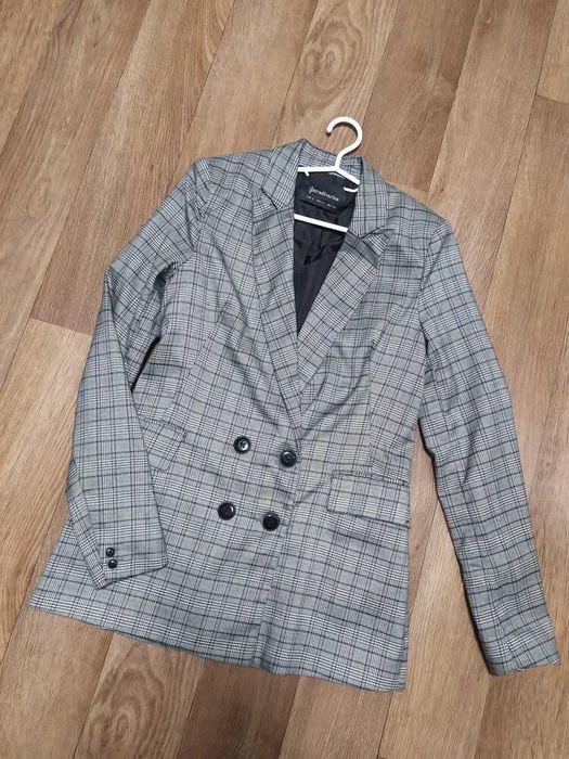 ПІджак  (Stradivarius )