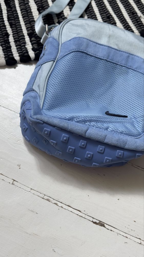 вінтажна сумка месенджер nike waffle
