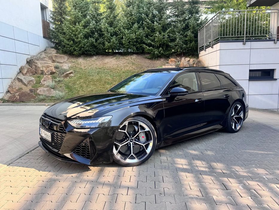 Audi RS6 Avant FV23, ceramiczne hamulce, gwarancja 4 lata, head-up, pneumatyka