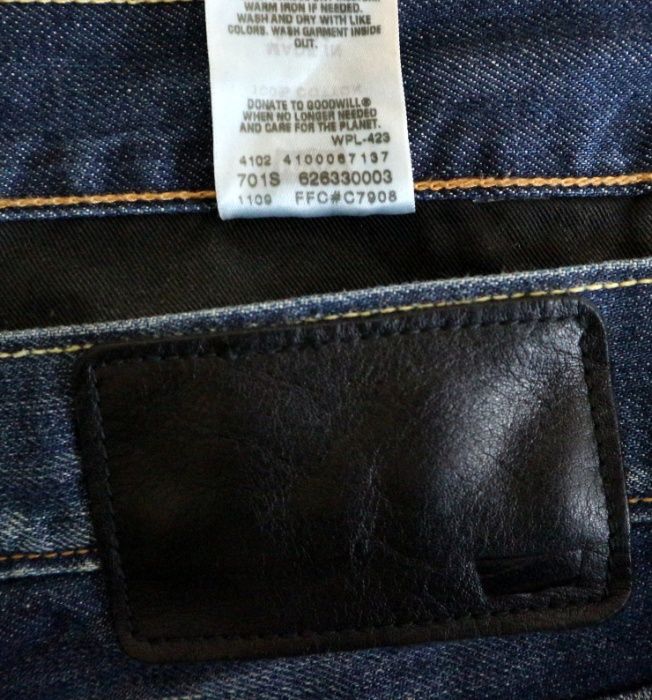 Levis 507 spodnie jeansy W32 L32 pas 2 x 44 cm