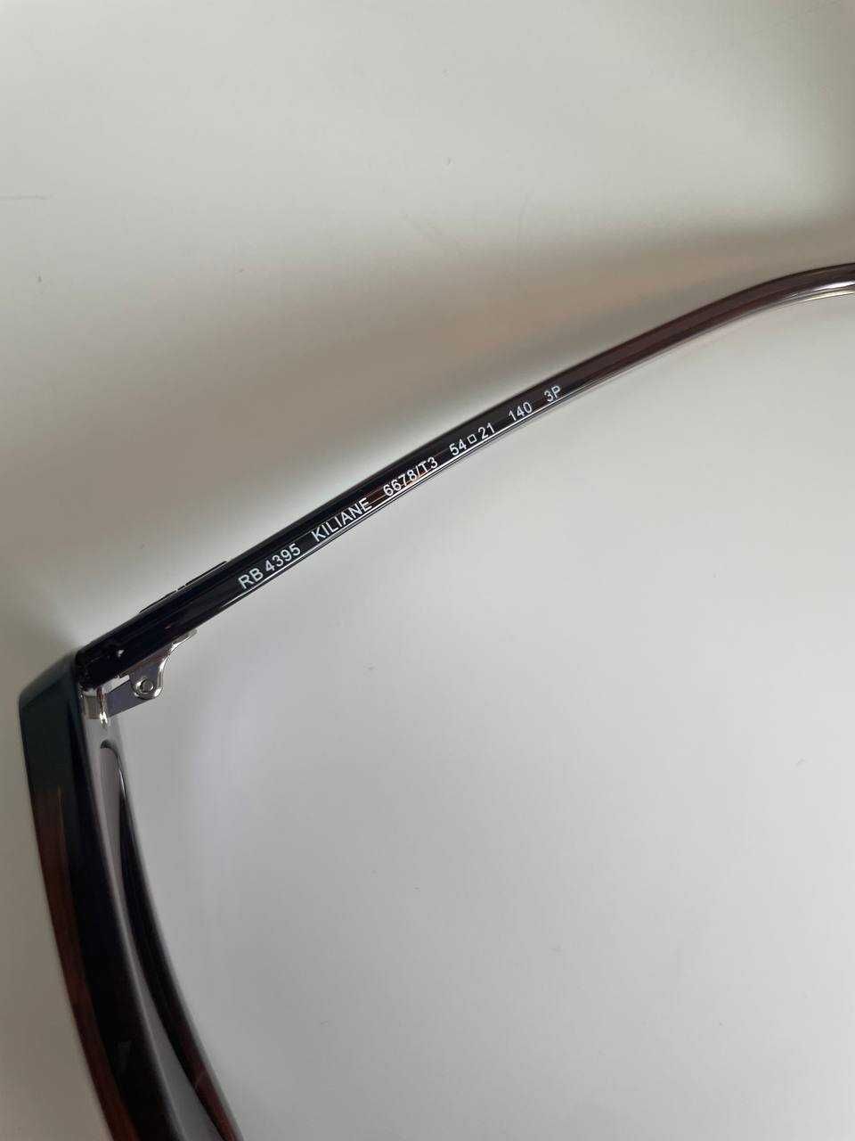 Оригінальні сонцезахисні окуляри Ray-Ban RB 4395