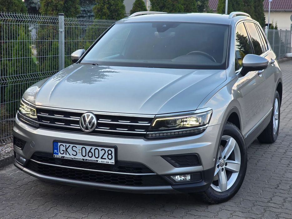 Volkswagen Tiguan HIGHLINE BEZWYPADKOWY Ledy Virtualcocpit Masaż adaptacyjny CARVERTICAL