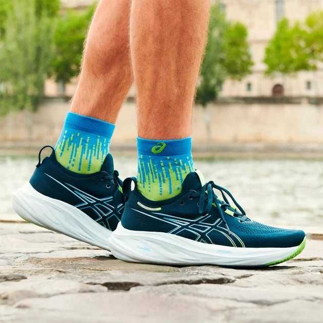 Кросівки чоловічі для бігу asics gel-nimbus 26\оригинал\30см