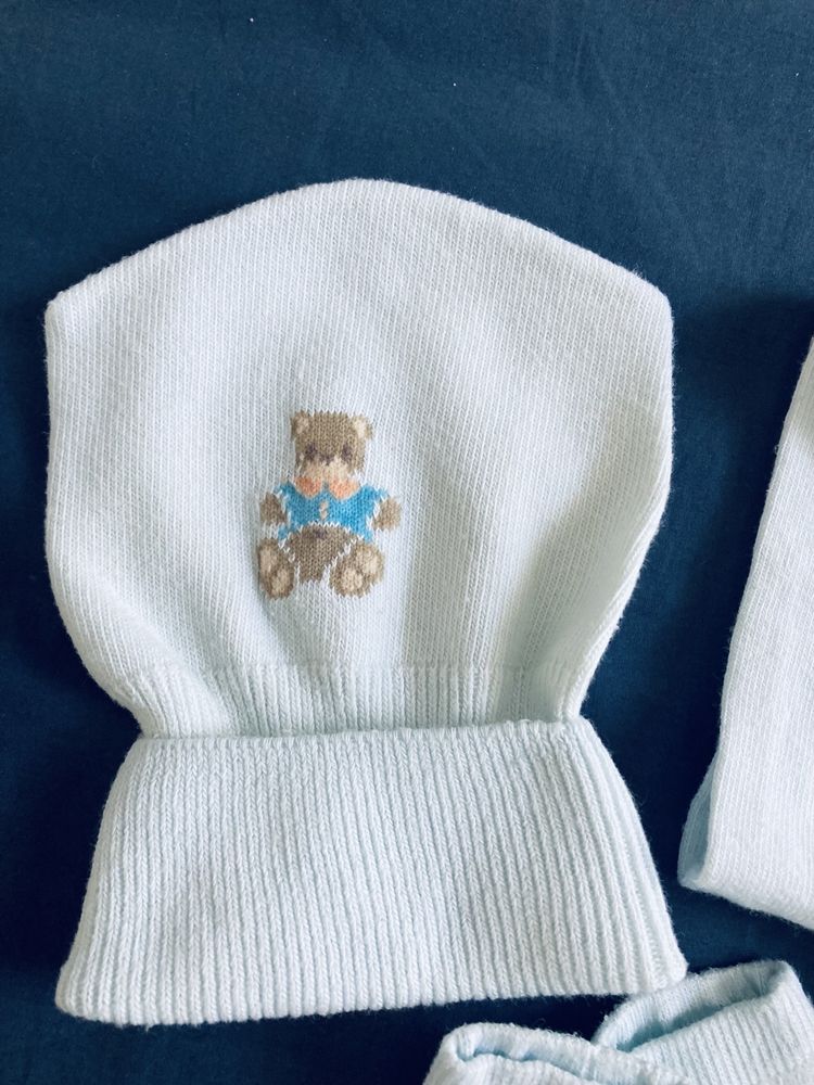 Komplet zestaw czapka szalik skarpetki niemowle wyprawka
