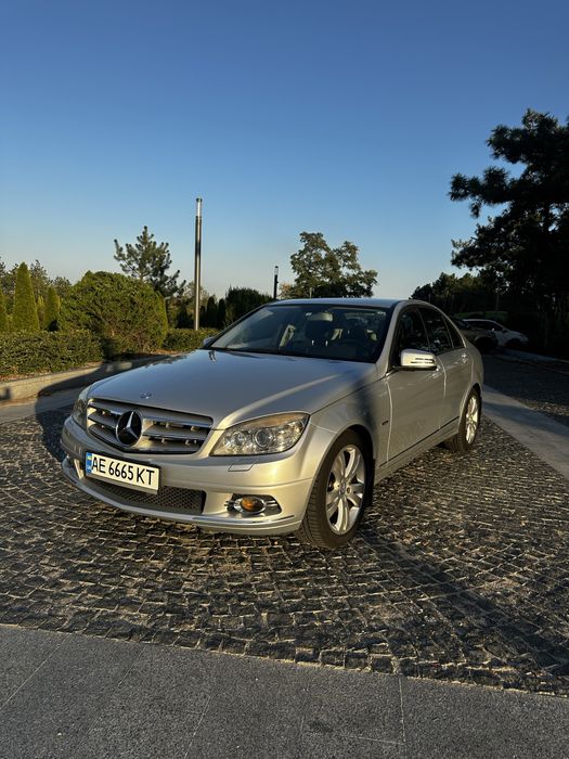 Продам Mercedes-Benz C-Class 2009