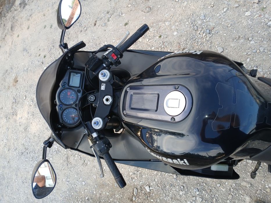 Kawasaki   zx 12