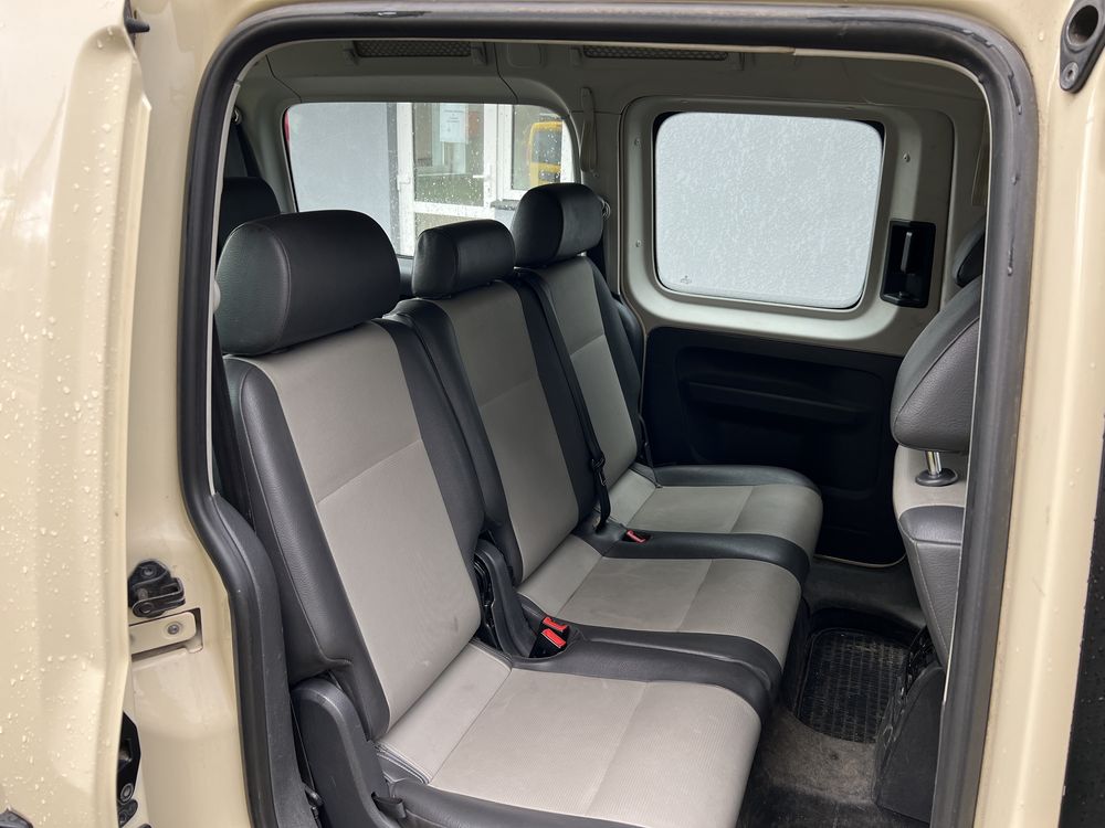 Volkswagen Caddy Maxi база. Газ/бензин