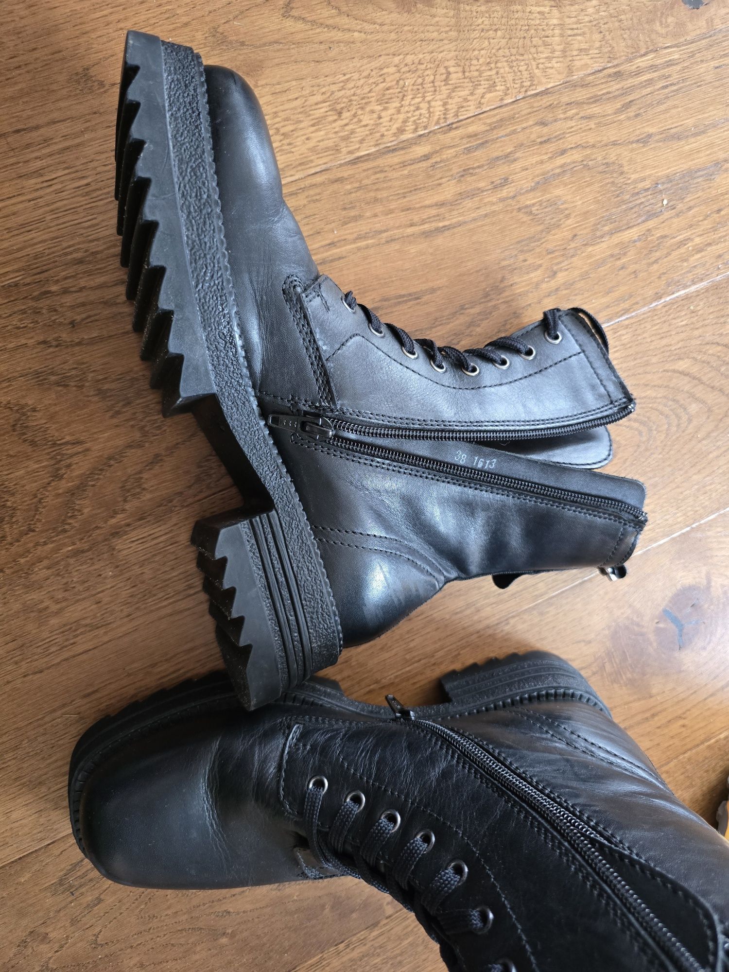 Buty skórzane 38