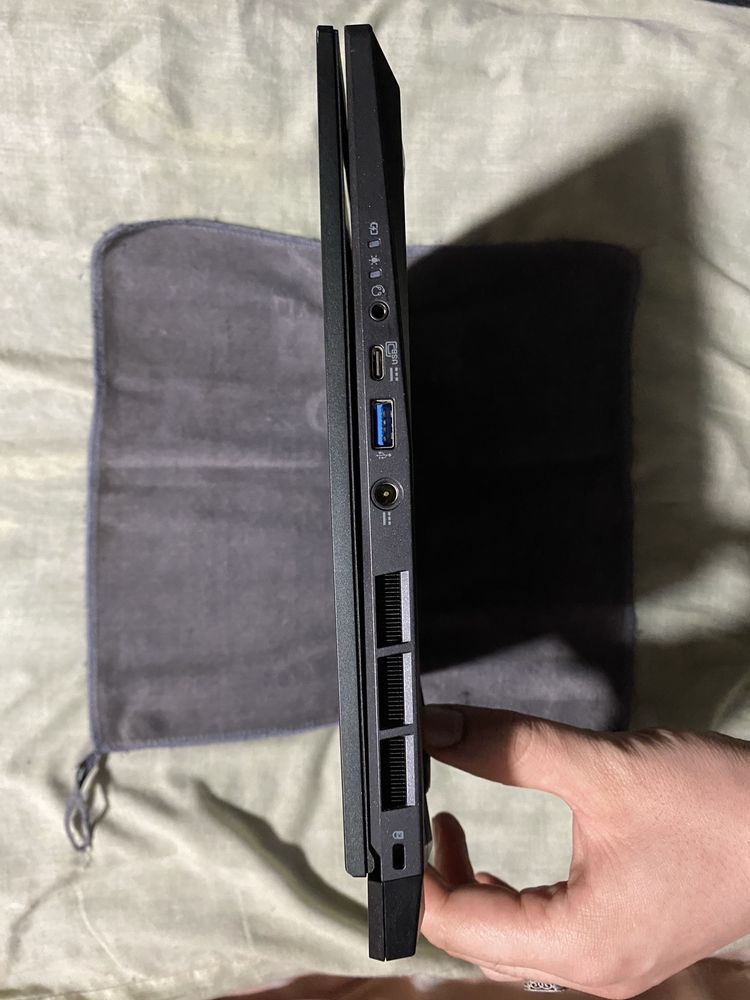 Продам Acer Nitro 14 R5-8645HS/16GB/1TB RTX4060 120Hz QHD