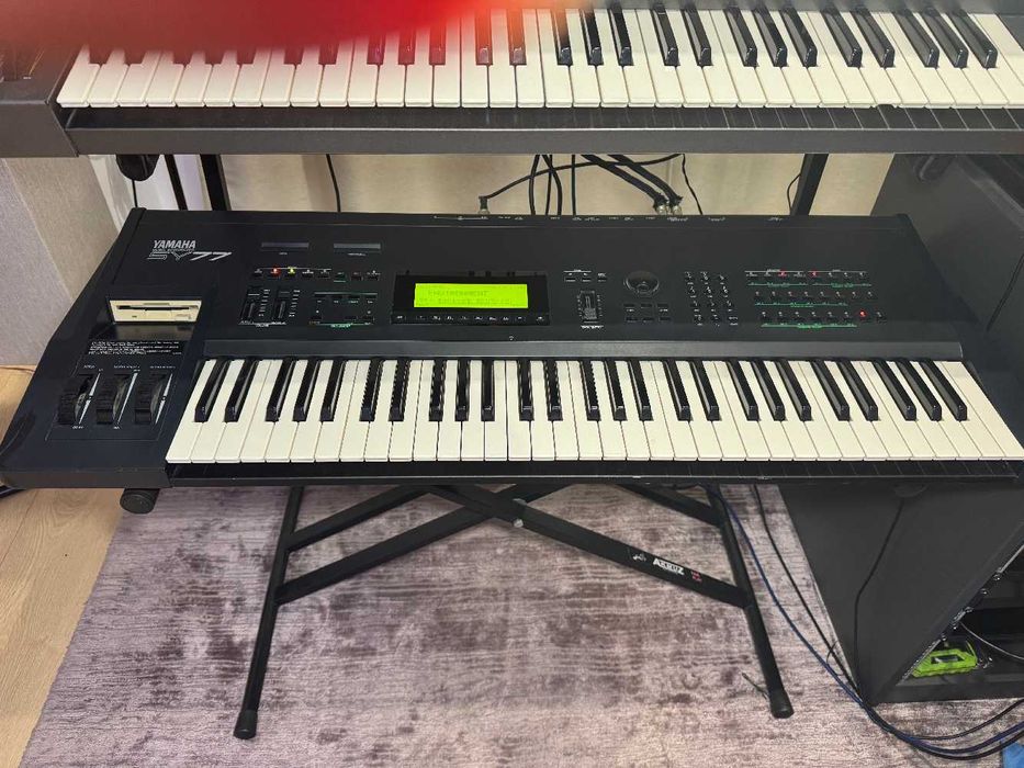 Yamaha SY77 – kultowy syntezator – super stan