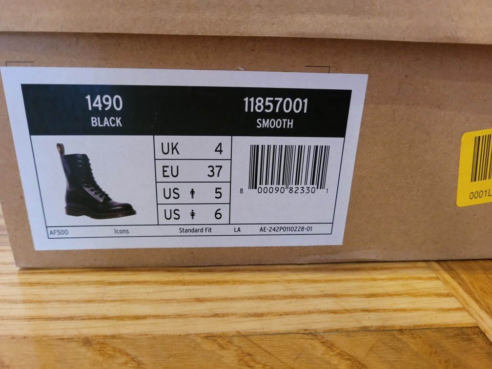 Glany dr Martens rozmiar 37 1490 black smooth