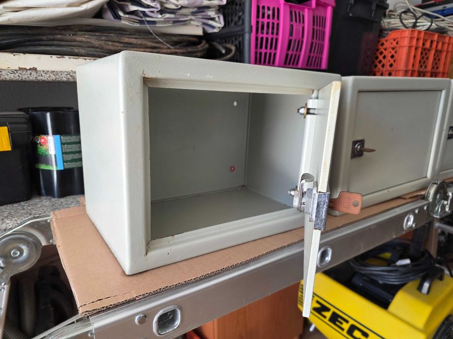 Vendo cofres individuais de chave