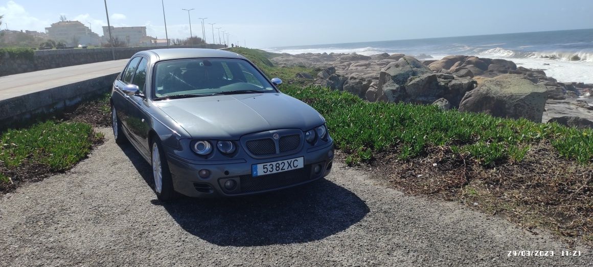 MG ZT 2.0 CDTI 2004