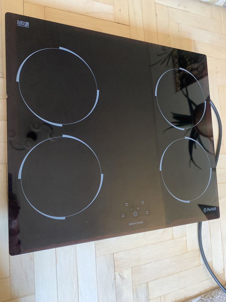 Електрична поверхня Perfelli HI 610 BL