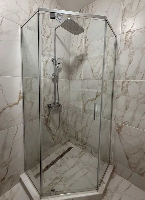 Продаж 1-кімнатної квартири з краєвидом на річку