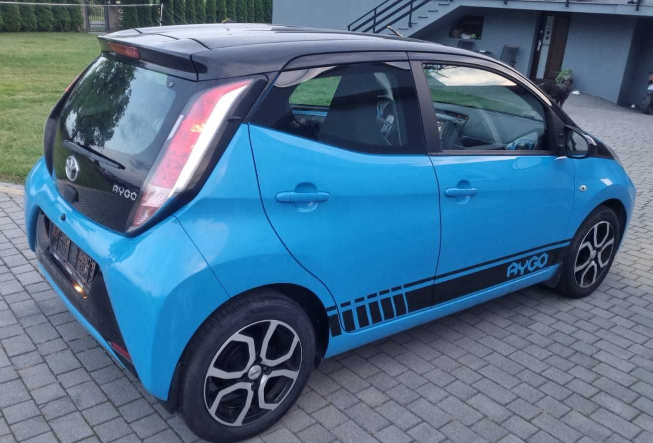 Tyota aygo carplay, tablet ,kamera