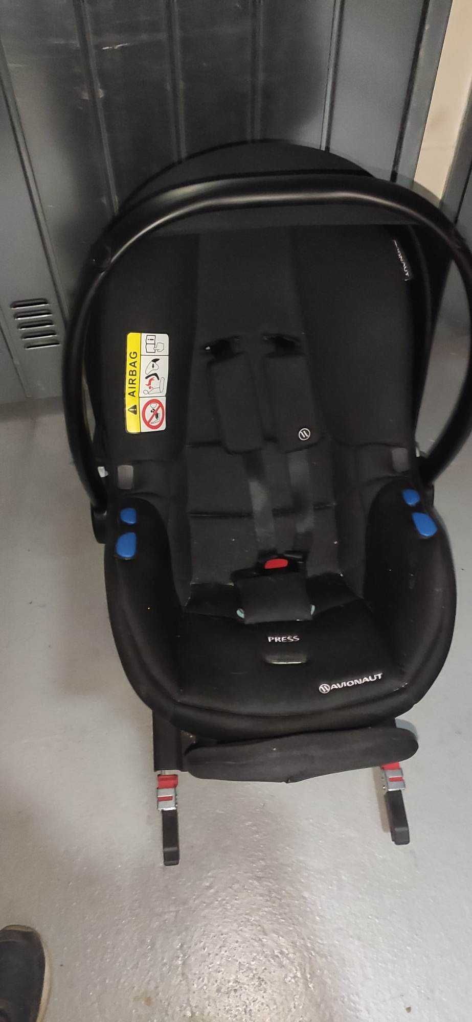 Fotelik RWF Avionaut Pixel + baza ISOFIX czarny adaptery 0-13 kg lekki