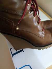 Botins GUESS N 39 pouco uso