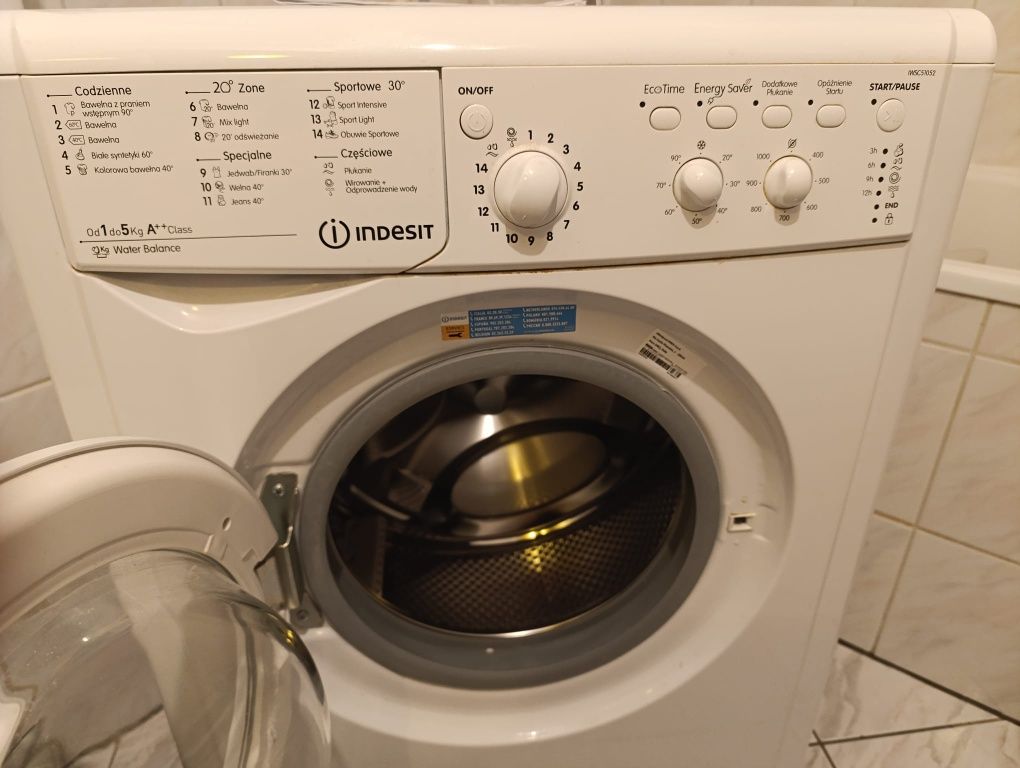 Sprzedam pralkę Indesit, stan idealny