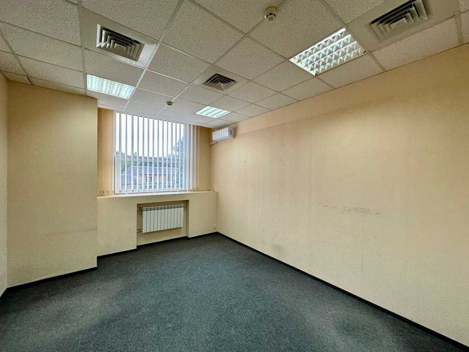 Аренда офиса в БЦ, 12 кабинетов, 250 м.кв., генератор, Подол