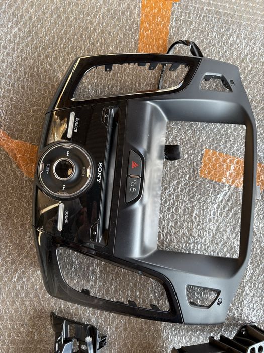 Ford Focus 3 Sync 2 повний комплект з рамкою.