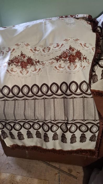 Шторы розпродаж є різні