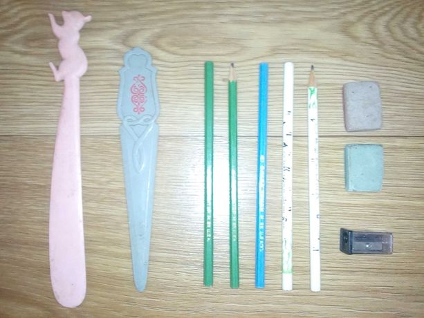 Советские карандаши, ластики, закладки, точилка