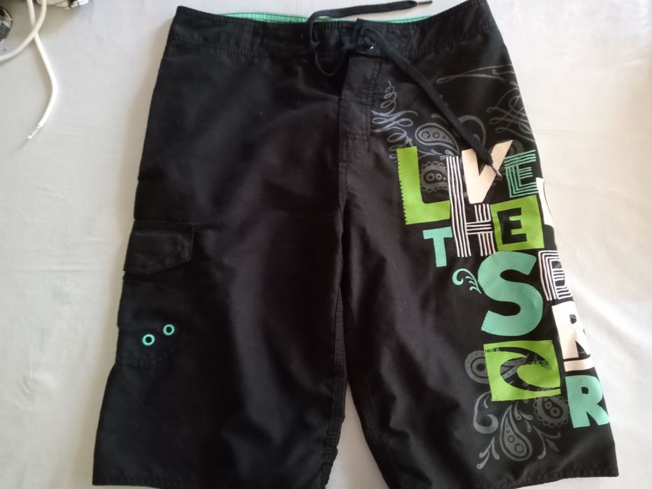 Vendo calções praia de marca Como novos