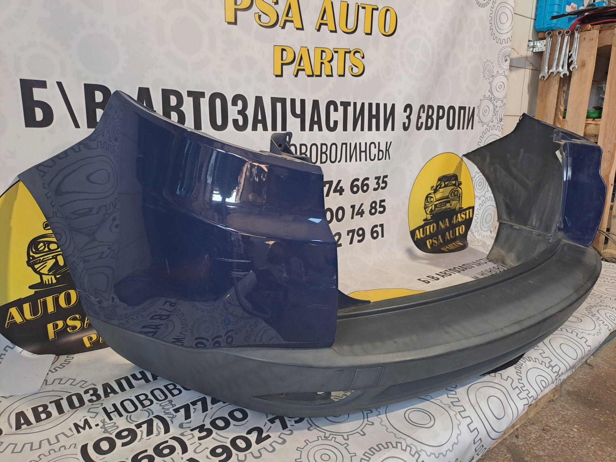 Бампер задній  ікло крило праве ліве Renault Megane III 2009-2016