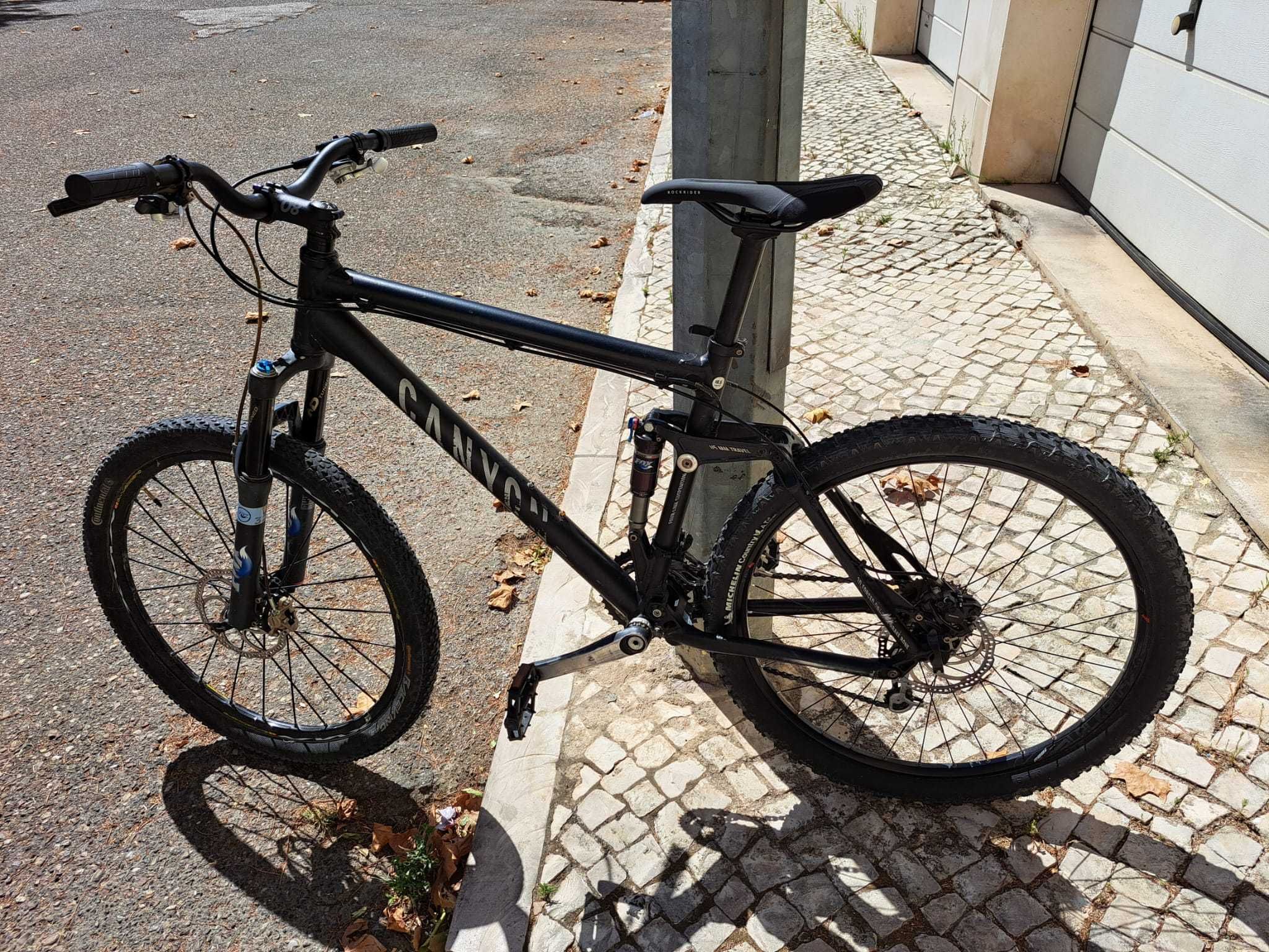 BICICLETA CANYON  SUSPENSÃO TOTAL, muito leve
