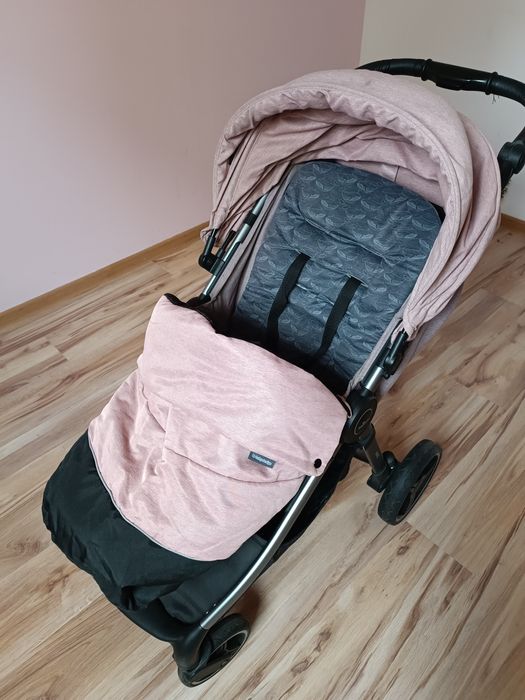 Wózek spacerowy baby design wave różowy z akcesoriami