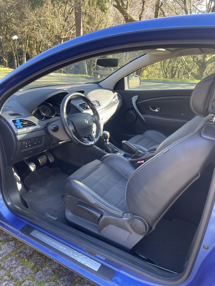 Renault Megane 3 coupé 1.6 130cv