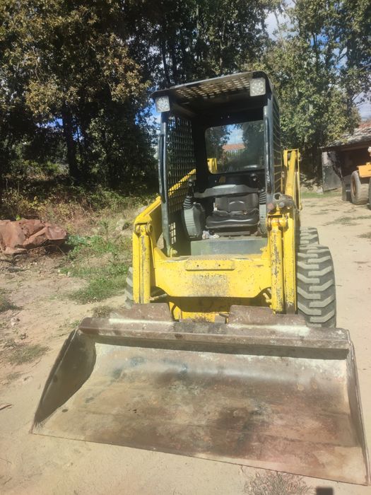 Mini_Pa Carregadora Komatsu SK 714_ Matrícula