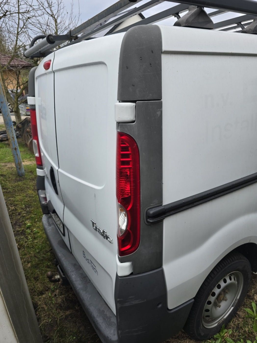 Renault  Trafic  2.0  m9r786 na części hak fotele maglownica hak