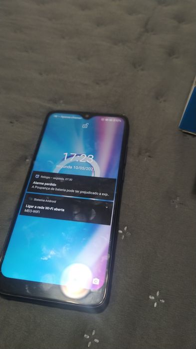 Telemóvel como novo