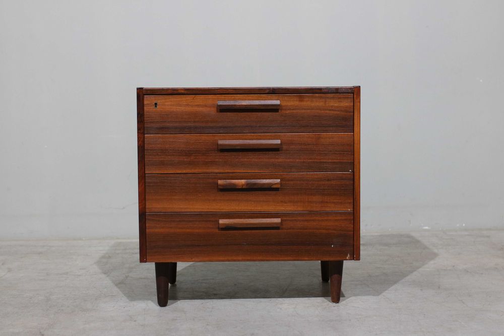 Cómoda nórdica em pau santo | Mobiliário Nórdico Vintage