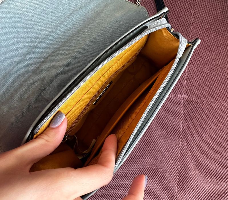 Сумка через плече женская маленькая б/у