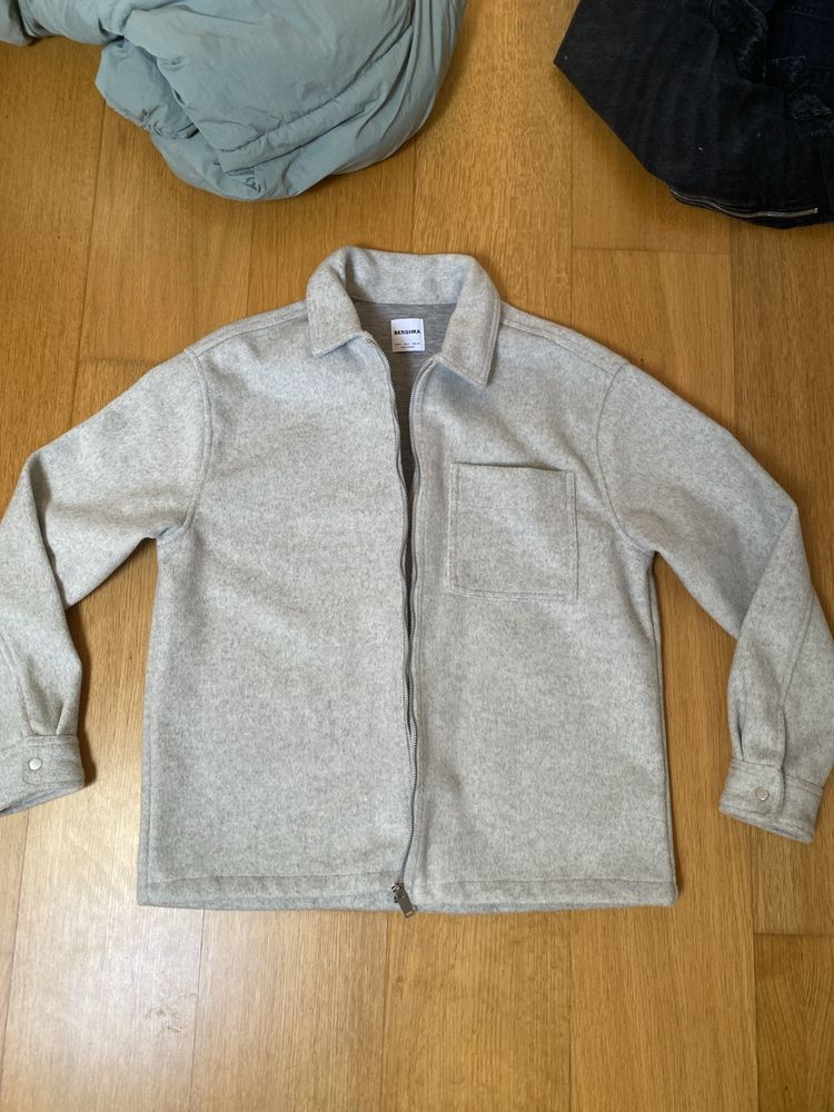 Vendo casaco Bershka