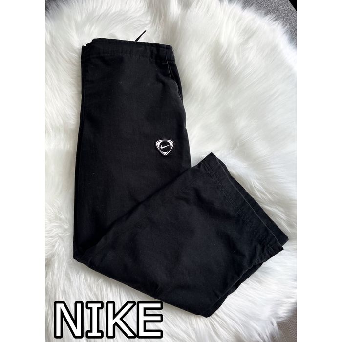 Czarne szorty dres damskie Nike S 3/4 rybaczki