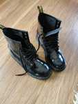 Dr. Martens. Martensy. Glany damskie