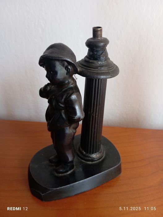 Lampa stolowa zeliwna przedwojenna