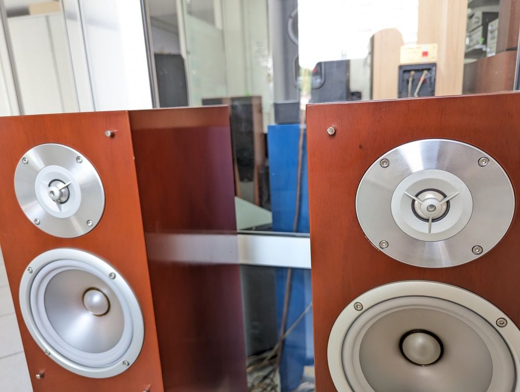 Hi-Fi Акустика Yamaha NS-515F. 90 дБ! Шпон! Лак! Вес 42 кг